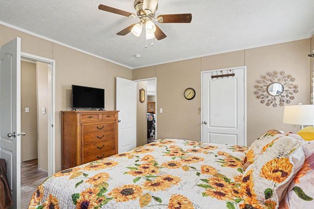 160 Genesis Dr, Georgetown, SC 29440