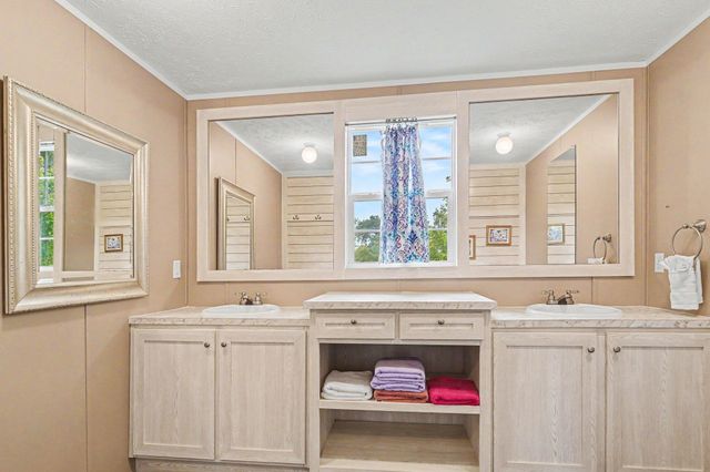 160 Genesis Dr, Georgetown, SC 29440