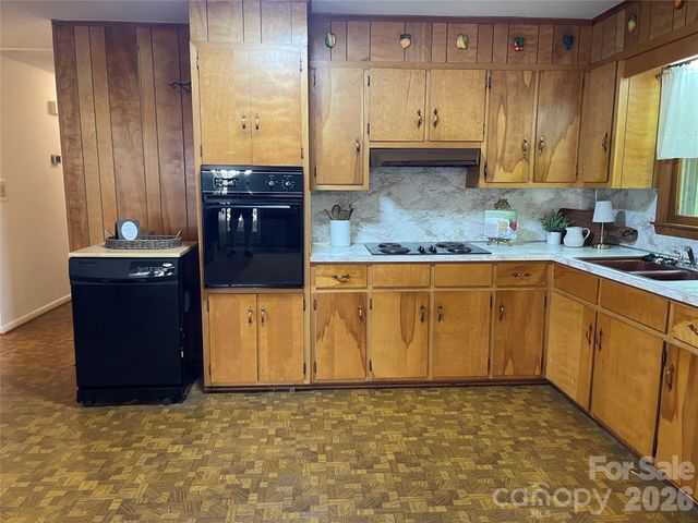 3209 Greenwood Park Circle, Albemarle, NC 28001