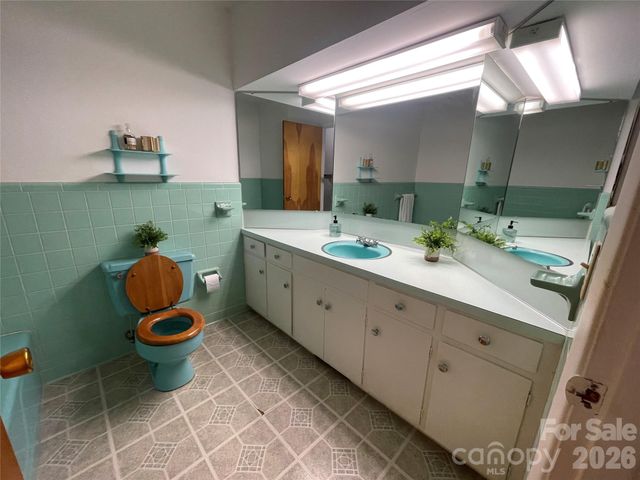 3209 Greenwood Park Circle, Albemarle, NC 28001