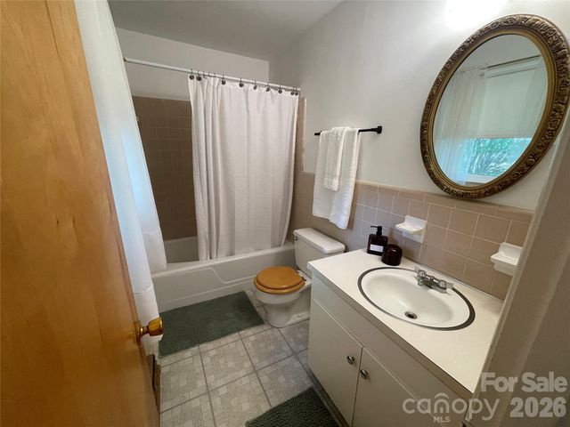 3209 Greenwood Park Circle, Albemarle, NC 28001