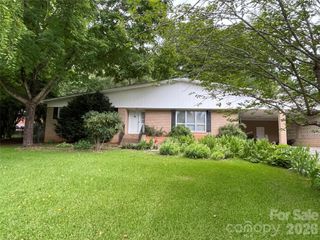 3209 Greenwood Park Circle, Albemarle, NC 28001