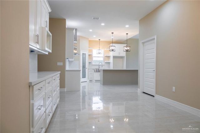 601 W La Pointe Avenue, Mission, TX 78573