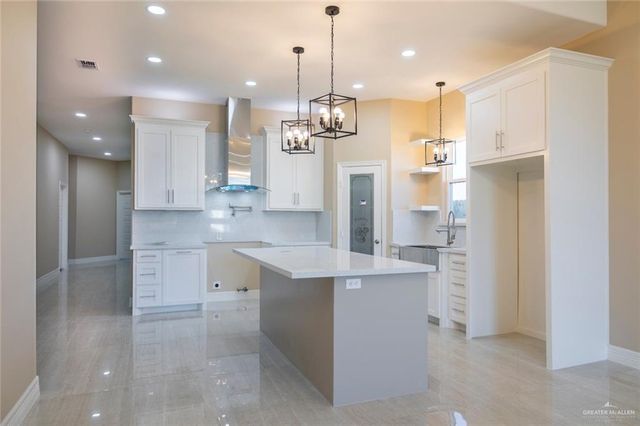 601 W La Pointe Avenue, Mission, TX 78573