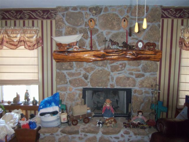 1817 Lcr 182 Road, Coolidge, TX 76635