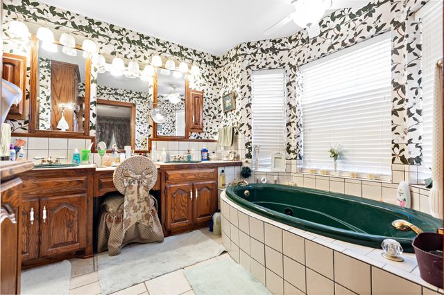 1817 Lcr 182 Road, Coolidge, TX 76635