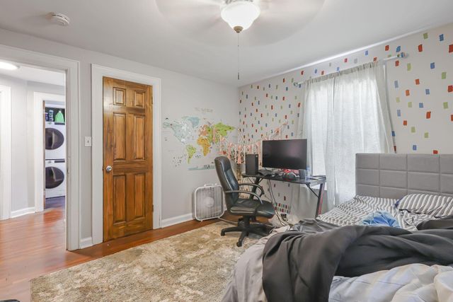 569 Binns Boulevard, Columbus, OH 43204