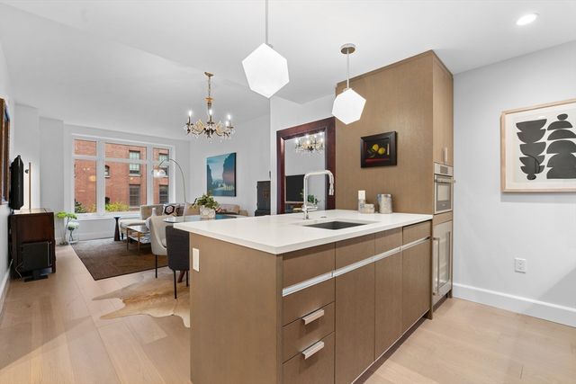 100 Lovejoy Wharf 5 N, Boston, MA 02114