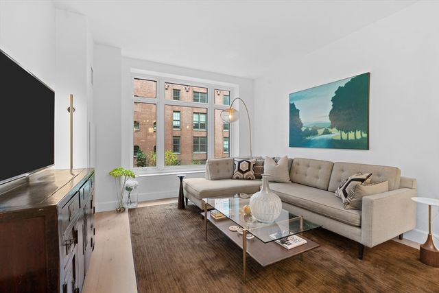 100 Lovejoy Wharf 5 N, Boston, MA 02114