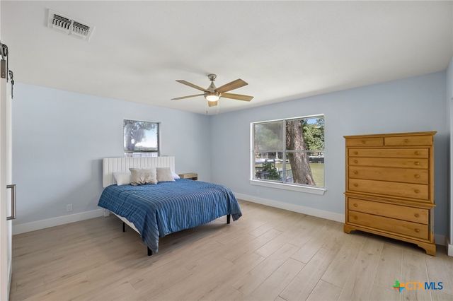 611 Lake Placid Drive, Seguin, TX 78155