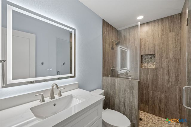 611 Lake Placid Drive, Seguin, TX 78155