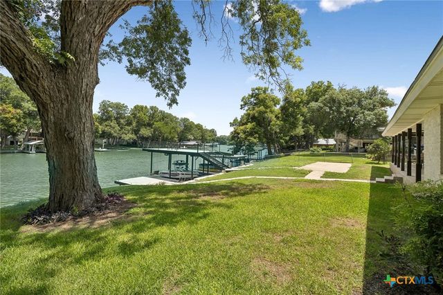 611 Lake Placid Drive, Seguin, TX 78155