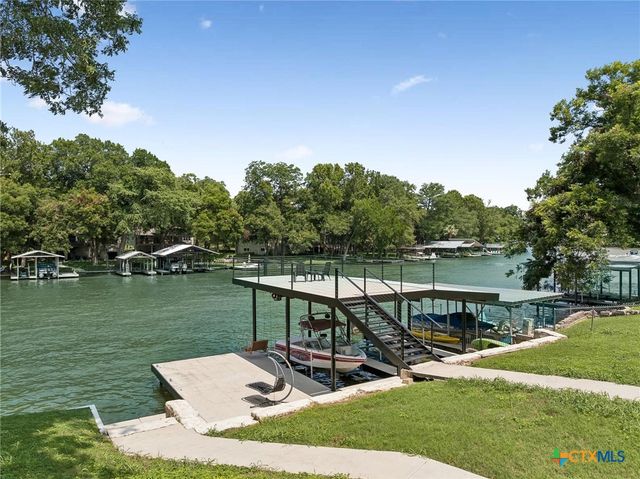 611 Lake Placid Drive, Seguin, TX 78155