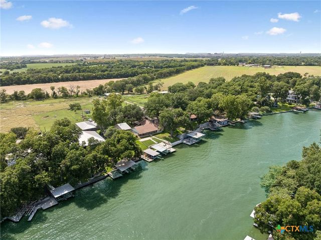 611 Lake Placid Drive, Seguin, TX 78155