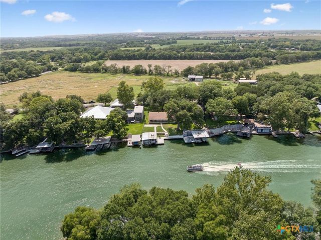 611 Lake Placid Drive, Seguin, TX 78155