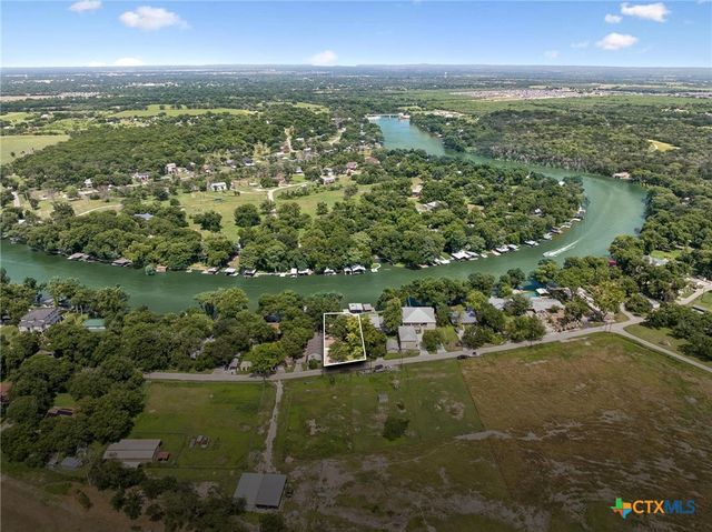 611 Lake Placid Drive, Seguin, TX 78155