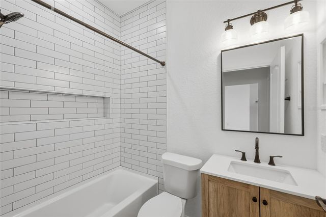 803 FAIRWAYCOVE LANE 205, Bradenton, FL 34212