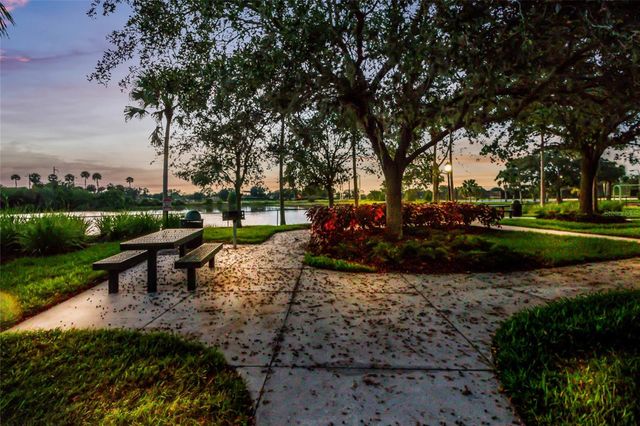 803 FAIRWAYCOVE LANE 205, Bradenton, FL 34212