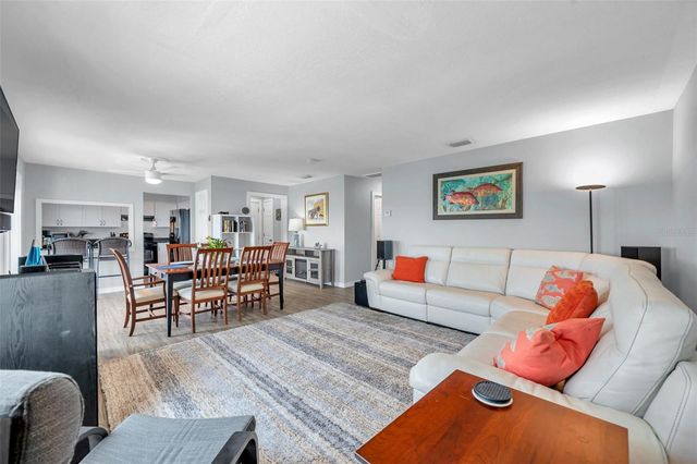 5260 COQUINA KEY DRIVE SE C, St Petersburg, FL 33705