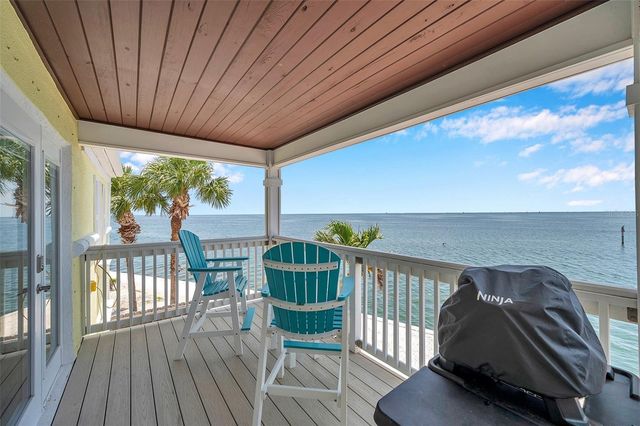 5260 COQUINA KEY DRIVE SE C, St Petersburg, FL 33705