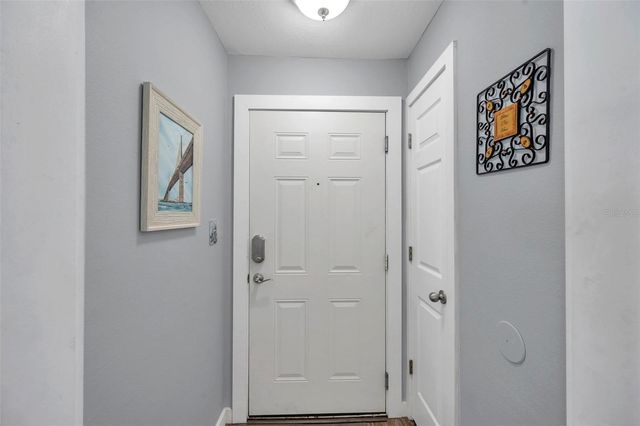 5260 COQUINA KEY DRIVE SE C, St Petersburg, FL 33705