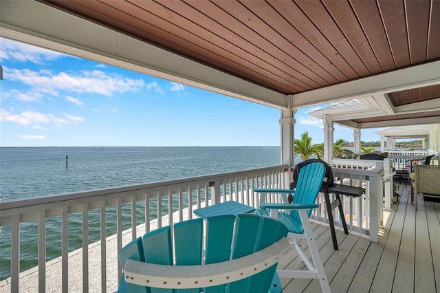 5260 COQUINA KEY DRIVE SE C, St Petersburg, FL 33705