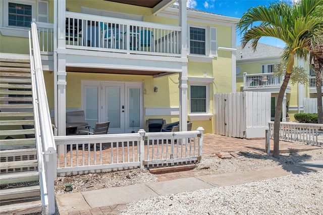 5260 COQUINA KEY DRIVE SE C, St Petersburg, FL 33705