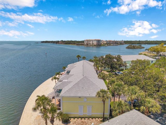 5260 COQUINA KEY DRIVE SE C, St Petersburg, FL 33705