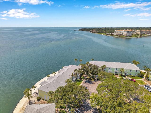 5260 COQUINA KEY DRIVE SE C, St Petersburg, FL 33705