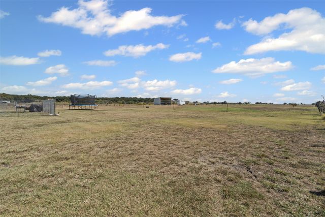 2350 County Road 1104, Cleburne, TX 76031