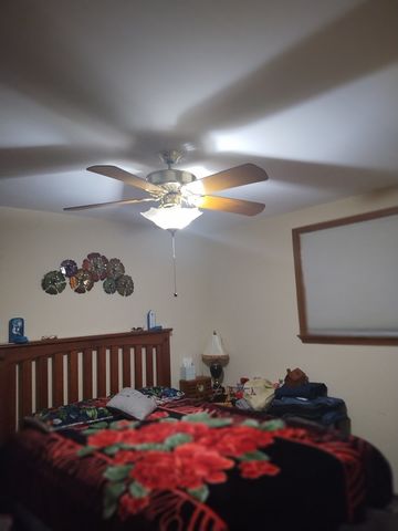 13212 W Playfield Drive, Crestwood, IL 60418