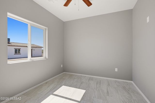 380 E Corona Road, Tucson, AZ 85756
