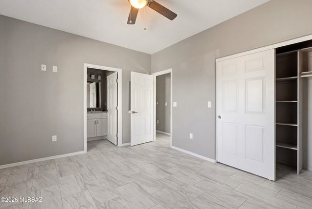 380 E Corona Road, Tucson, AZ 85756
