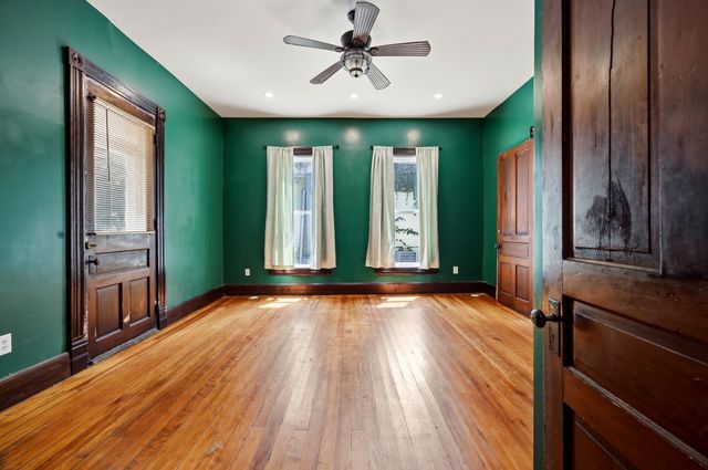 136 E Broadway Avenue, Richmond, KY 40475