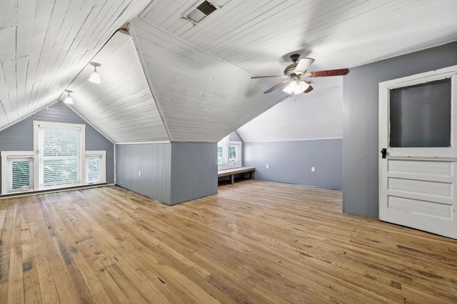 136 E Broadway Avenue, Richmond, KY 40475