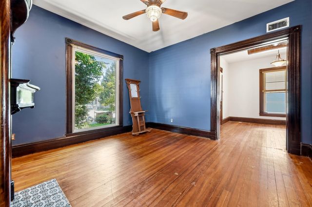 136 E Broadway Avenue, Richmond, KY 40475