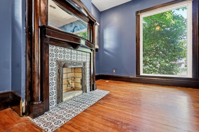 136 E Broadway Avenue, Richmond, KY 40475