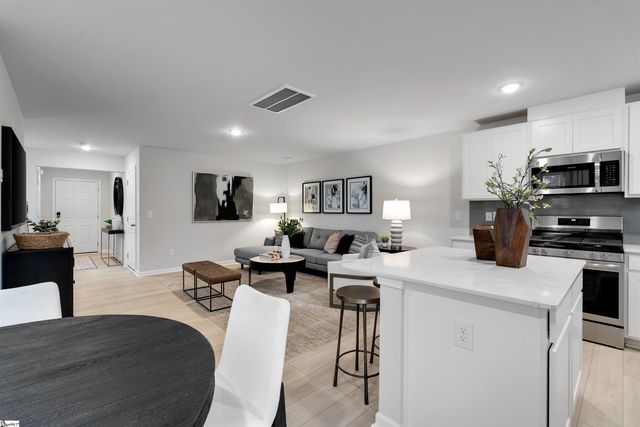 608 Curry Court, Spartanburg, SC 29301