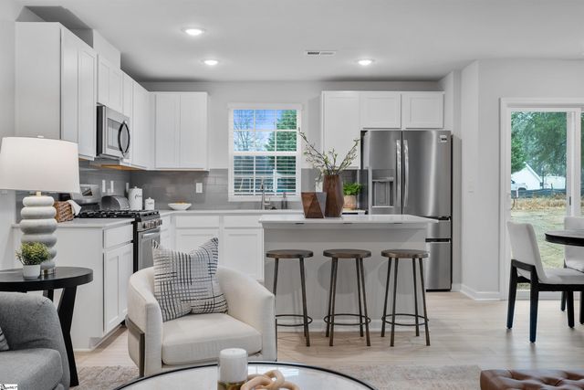 608 Curry Court, Spartanburg, SC 29301