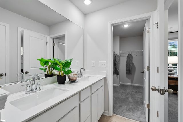 608 Curry Court, Spartanburg, SC 29301