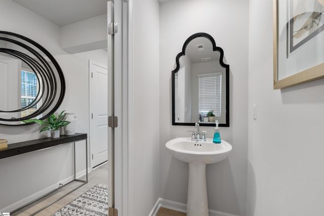 608 Curry Court, Spartanburg, SC 29301