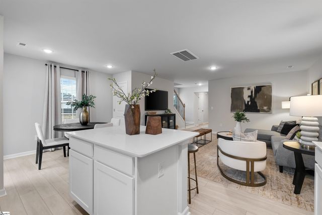 608 Curry Court, Spartanburg, SC 29301