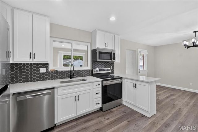 328 Danworth Court, St Louis, MO 63122