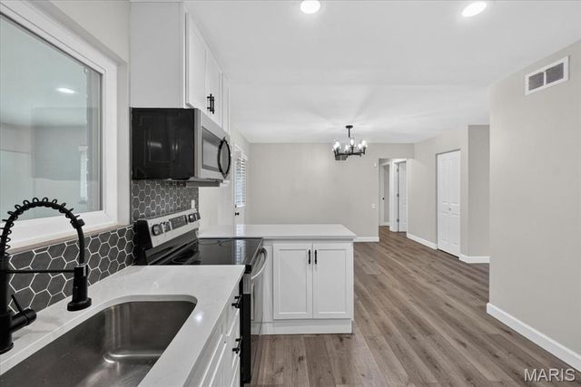 328 Danworth Court, St Louis, MO 63122