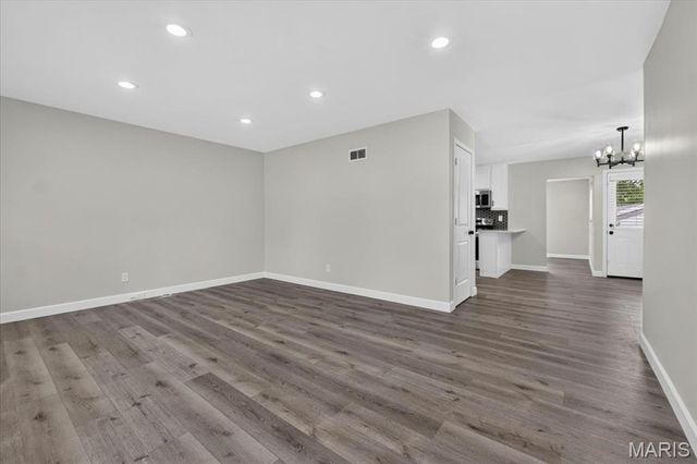 328 Danworth Court, St Louis, MO 63122