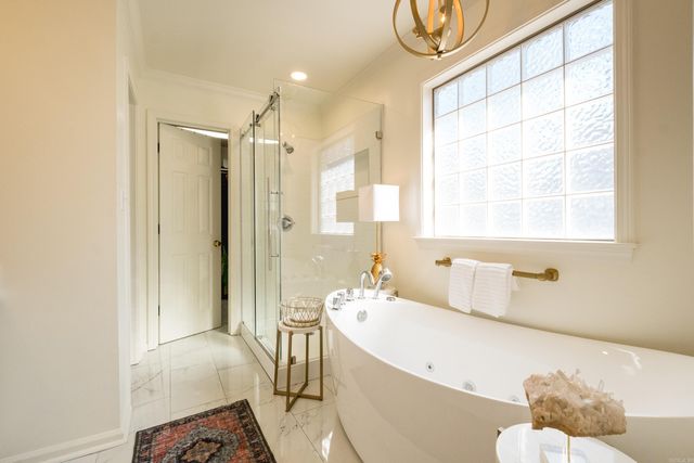 1719 Sawgrass Drive, Little Rock, AR 72212