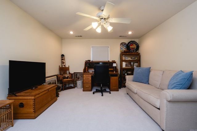 1719 Sawgrass Drive, Little Rock, AR 72212