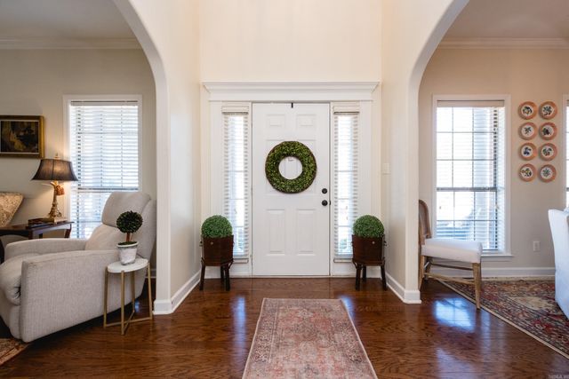 1719 Sawgrass Drive, Little Rock, AR 72212