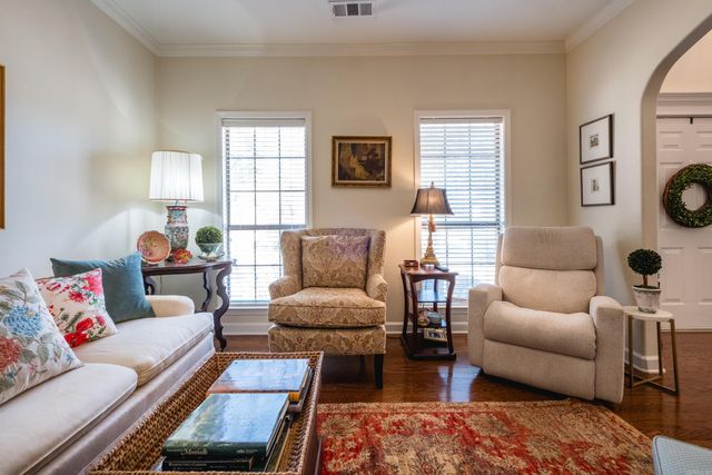 1719 Sawgrass Drive, Little Rock, AR 72212