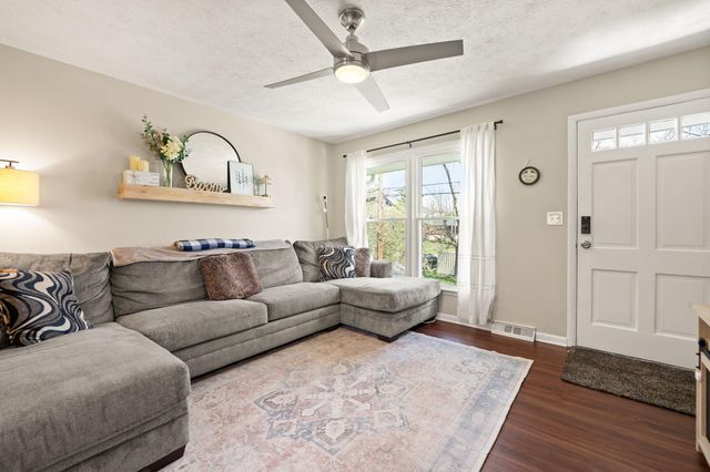 60 Hiawatha Trail, Winchester, KY 40391